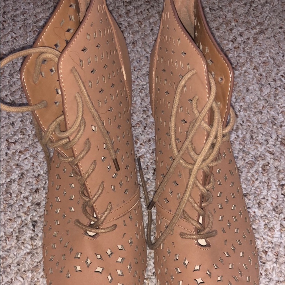 Bambo Heels - Picture 2 of 2